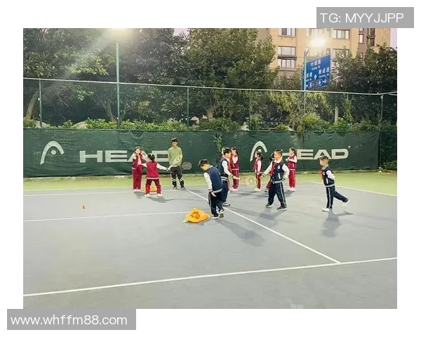 北京网球队在邀请赛中的战术表现分析与点评探讨 北京网球队在邀请赛中的战术表现分析与点评探讨