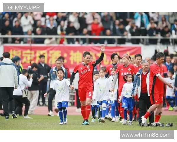 深圳足球队在选拔赛中的灵活性表现分析与点评 深圳足球队在选拔赛中的灵活性表现分析与点评