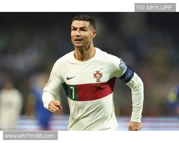 足球明星C罗球服热销背后的故事与时尚潮流解析